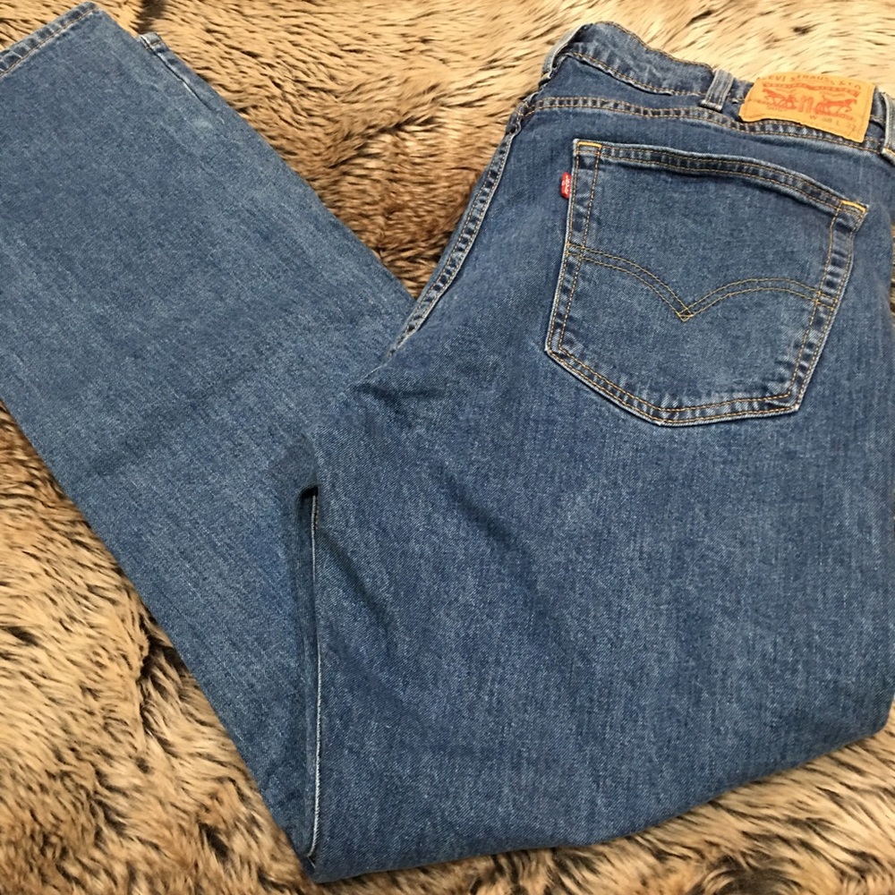Levi’s Men’s 505 Medium Wash Jeans